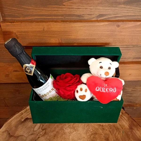 Caja con oso y cava